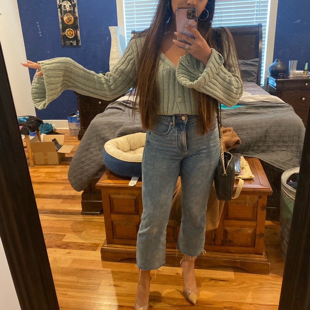 Express Cropped Flare Jeans in Size 0 Petite